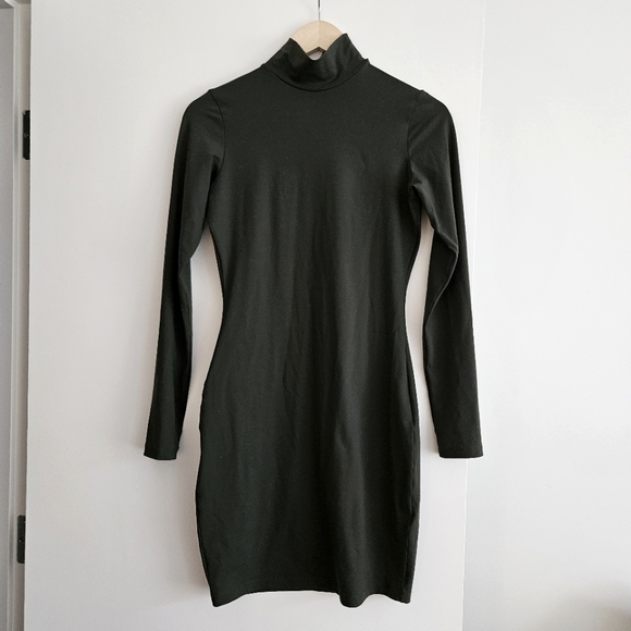 Susana Monaco Long Sleeve Mini Dress in Hunter - Picture 4 of 4